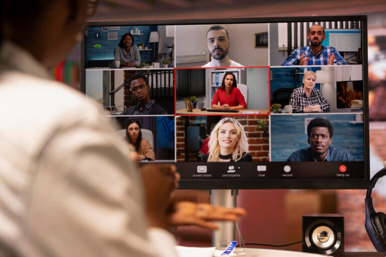 Organiser une visioconférence en télétravail