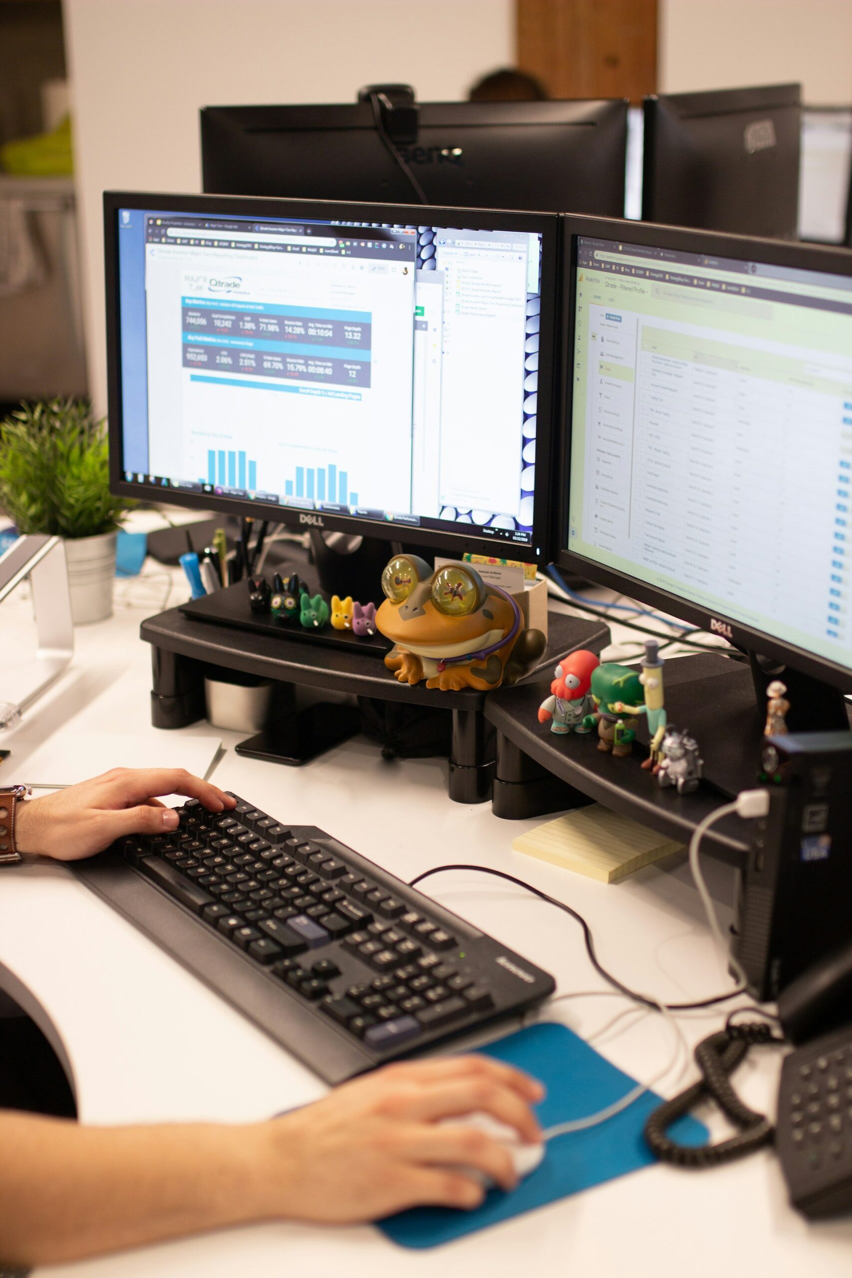 major tom agency 44m0vuldmxa unsplash